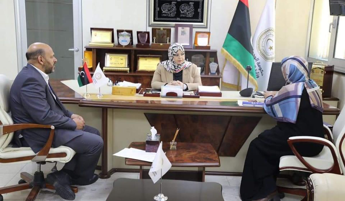 "الكيلاني" تطلع على آلية العمل ومتابعة الإعداد لبرنامج المسوحات لبعض فئات المجتمع