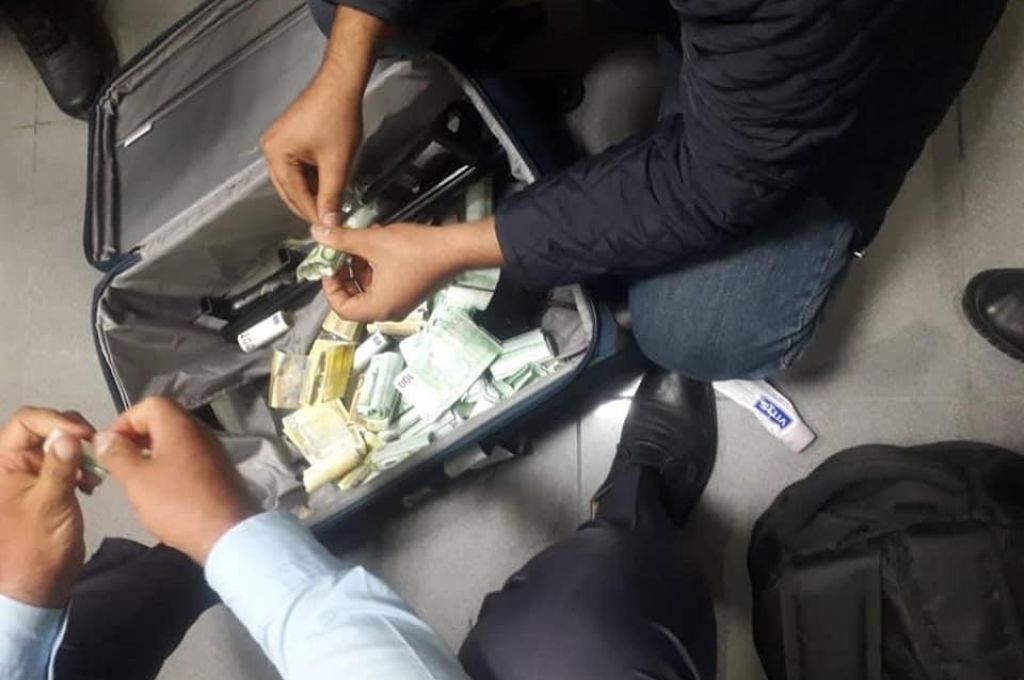 خاص: مصدر بالقابضة للاتصالات ينفي ما تم تداوله حيال استدعاء فيصل قرقاب من قبل النائب العام