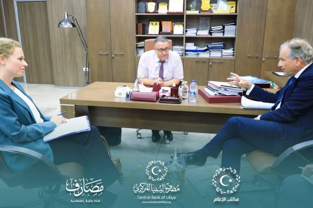 خاص.. فريق السيولة بالمركزي يرسل 60 مليون للمصارف بالمنطقة الشرقية