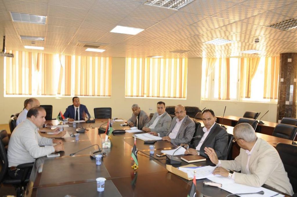 بلدية بنغازي تستقبل أعضاء بعثة الأمم المتحدة في ليبيا وتستلم بعض المعدات الطبية والمواد المنزلية