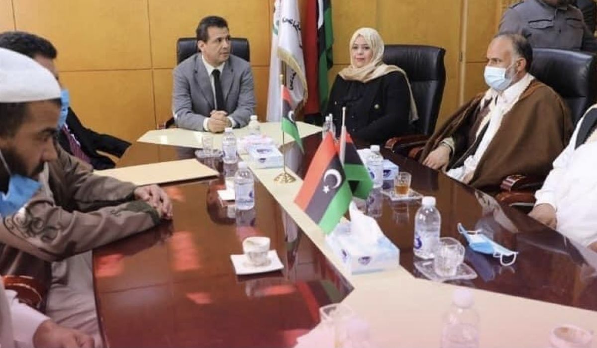 الكيلاني تشارك في اجتماع رئاسة الحكومة مع أعيان أولاد بوسيف لمناقشة الاحتياجات الاقتصادية والاجتماعية