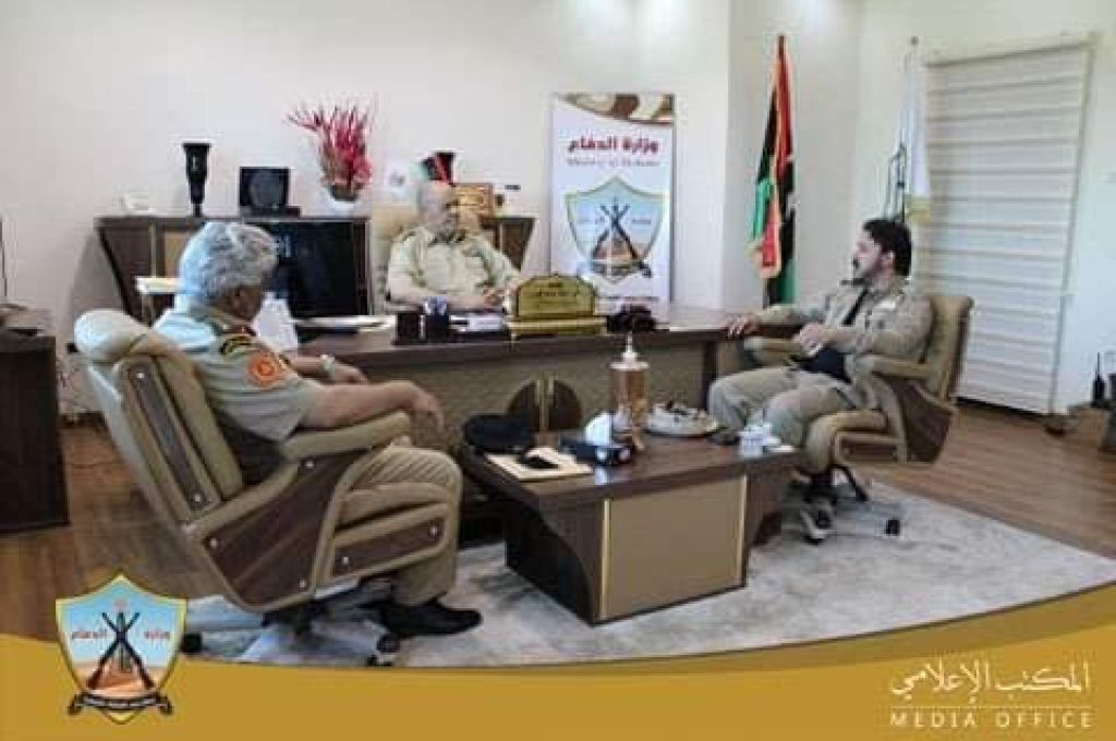 "الذيب" يناقش كيفية تأمين وحماية المنشآت النفطية