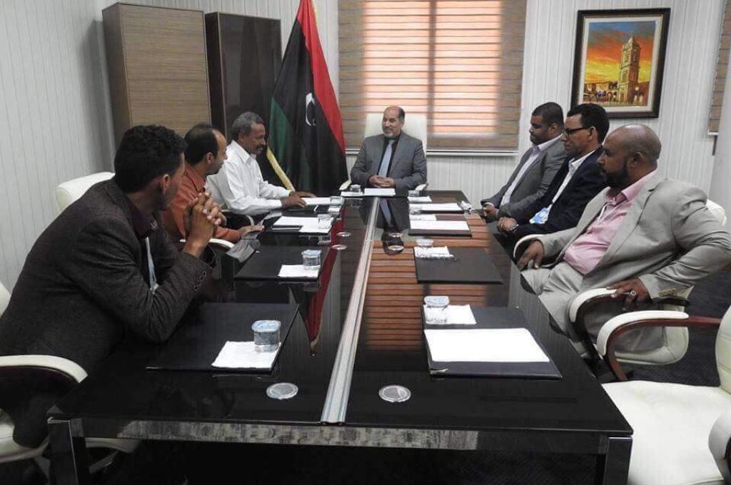 معيتيق يناقش مع مسؤولي جهاز النهر والأجهزة الأمنية الاختراقات التي أدت لتوقف ضخ المياه في بعض المناطق