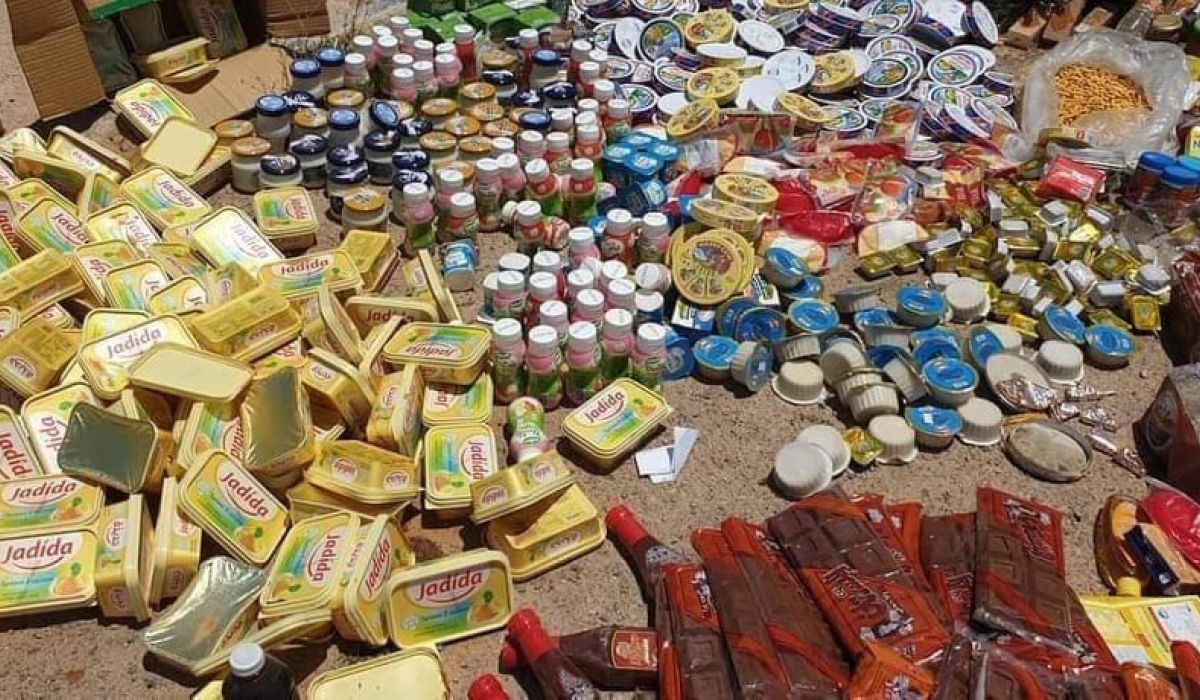 الحرس البلدي سرت يقوم بإتلاف كميات كبيرة من المواد التالفة ومنتهية الصلاحية