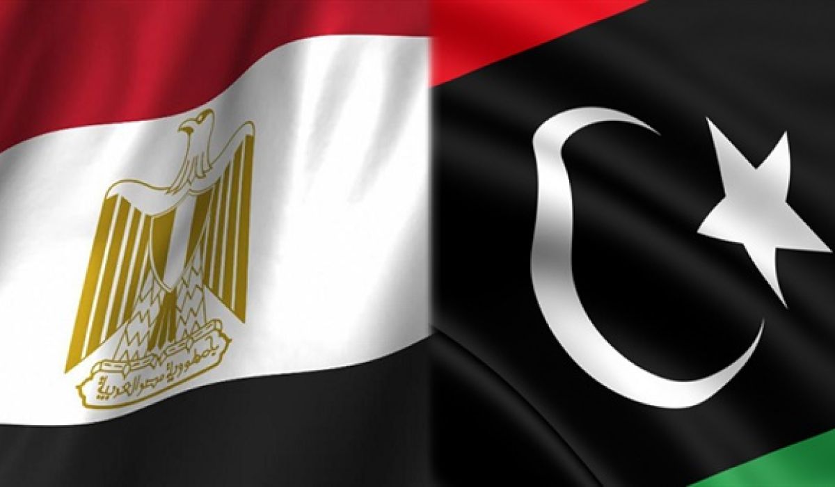 سبوتنيك: مصر تقترب من جني ثمار دورها اقتصاديا في ليبيا