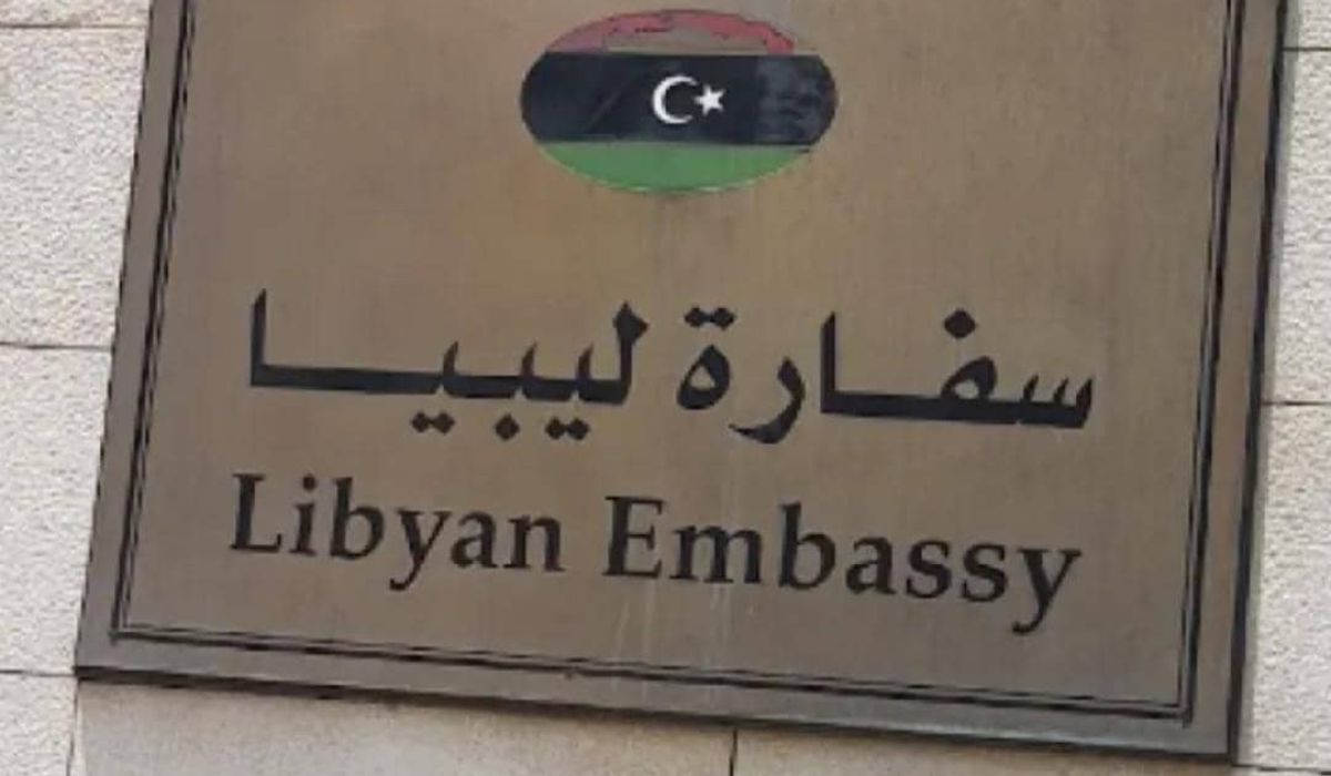 أفريكا إنتلجنيس: في ظل غياب وزارة الخارجية سفارات ليبيا في الخارج فوضى وغير مستقرة