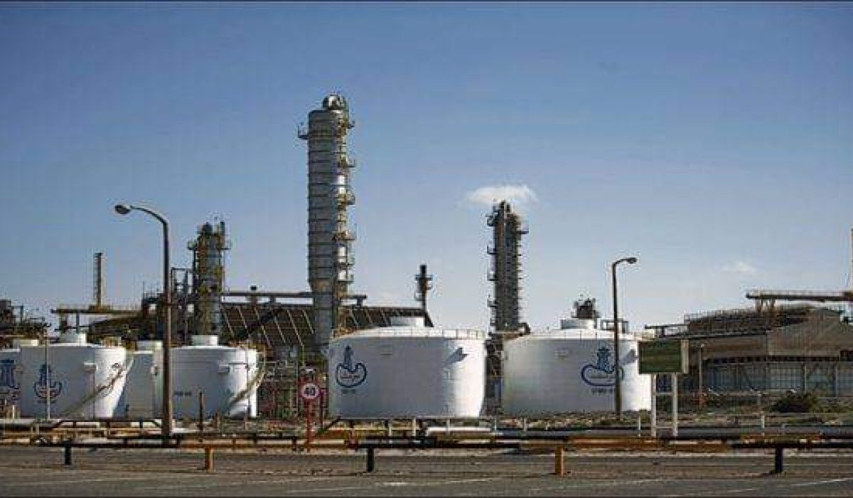 بلومبيرغ: أكبر حقل نفطي في البلاد يستأنف الإنتاج