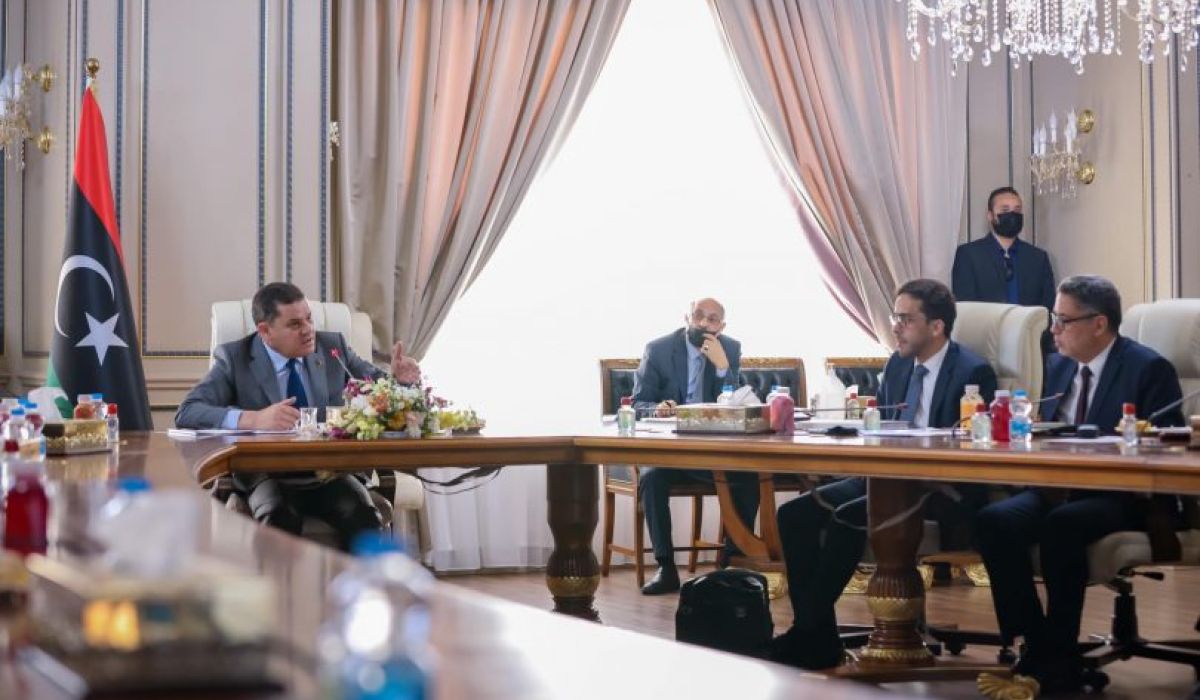الدبيبة خلال اجتماع القابضة للاتصالات: قطاع الاتصالات من أهم مجالات الاقتصاد الوطني