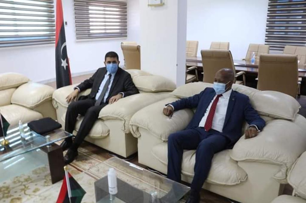 وزيرا العمل والمالية يناقشان الإفراجات المالية للعاملين بقطاع الدولة