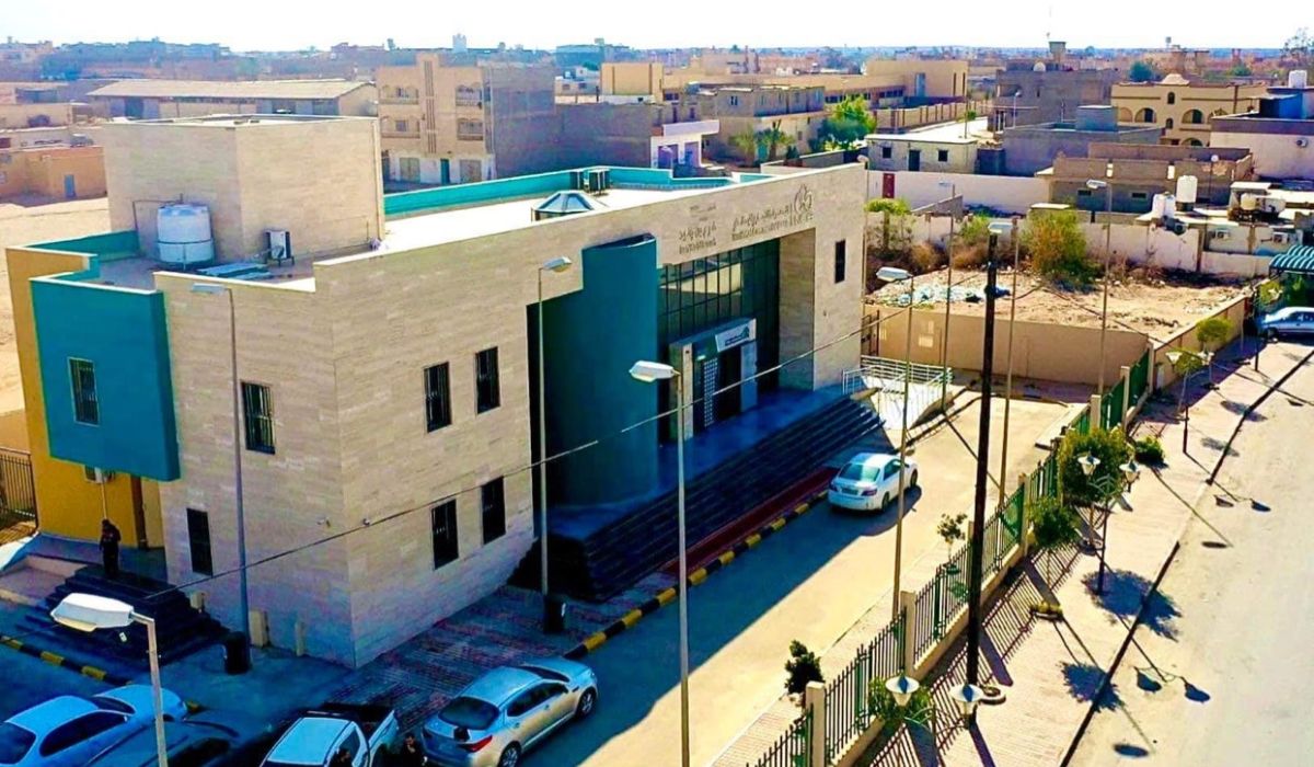 خاص ..تجاري بن وليد يؤكد على وصول سيولة نقدية بقيمة 15 مليون دينار