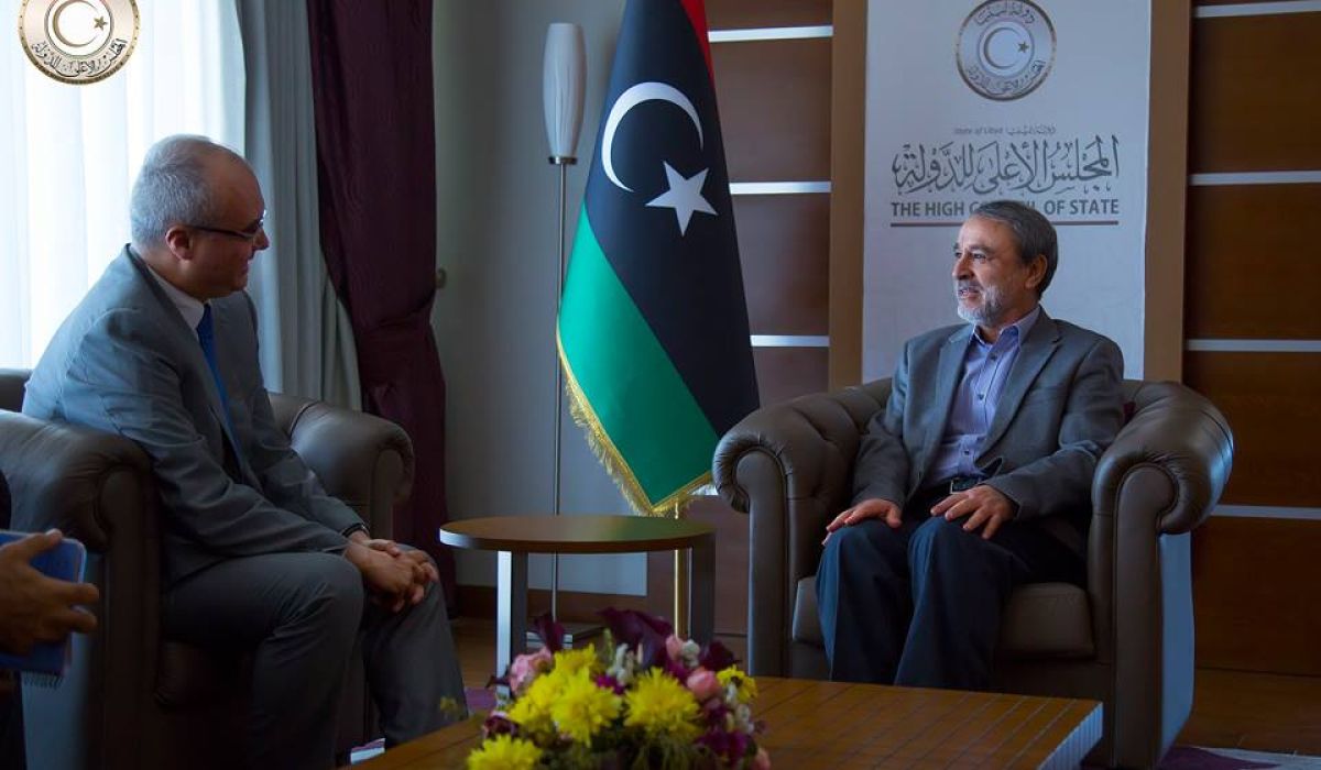 تجهيز محطتيْ الخمس وأوباري سينهي أزمة الكهرباء في أغسطس القادم