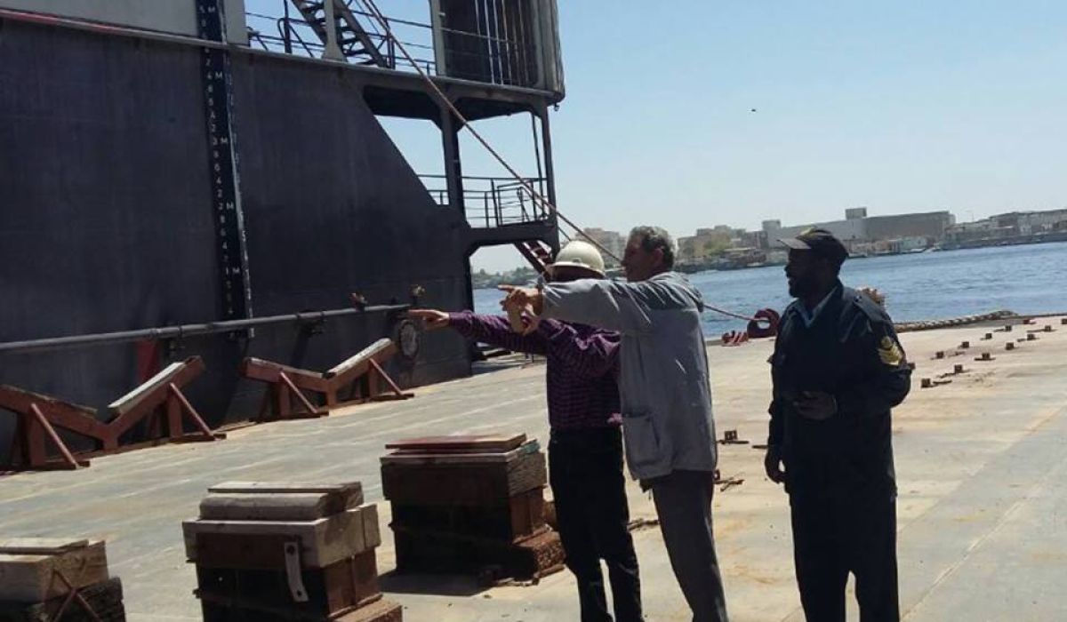 شركة سرت لانتاج وتصنيع النفط و الغاز تبحث أوجه الاستفادة من ميناء بنغازي البحري