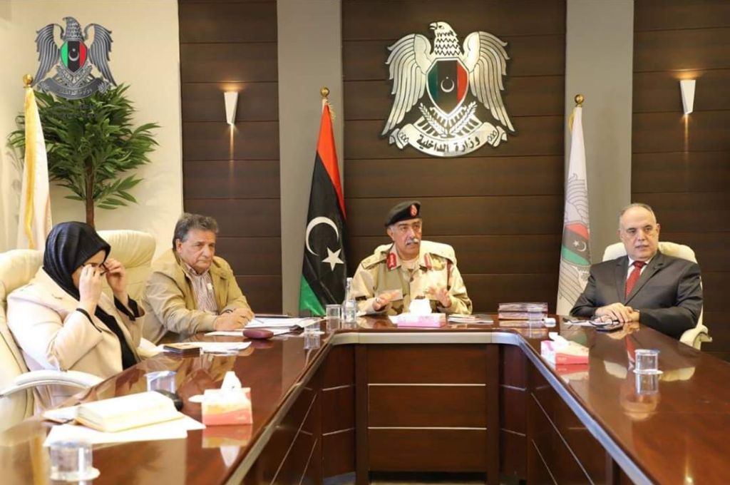 هيئة مكافحة الفساد: لجنة مواجهة فيروس كورونا لم تنفذ أعمالها على أرض الواقع .. والرئاسي لم يفصح عن آلية صرف الـ500 مليون دينار