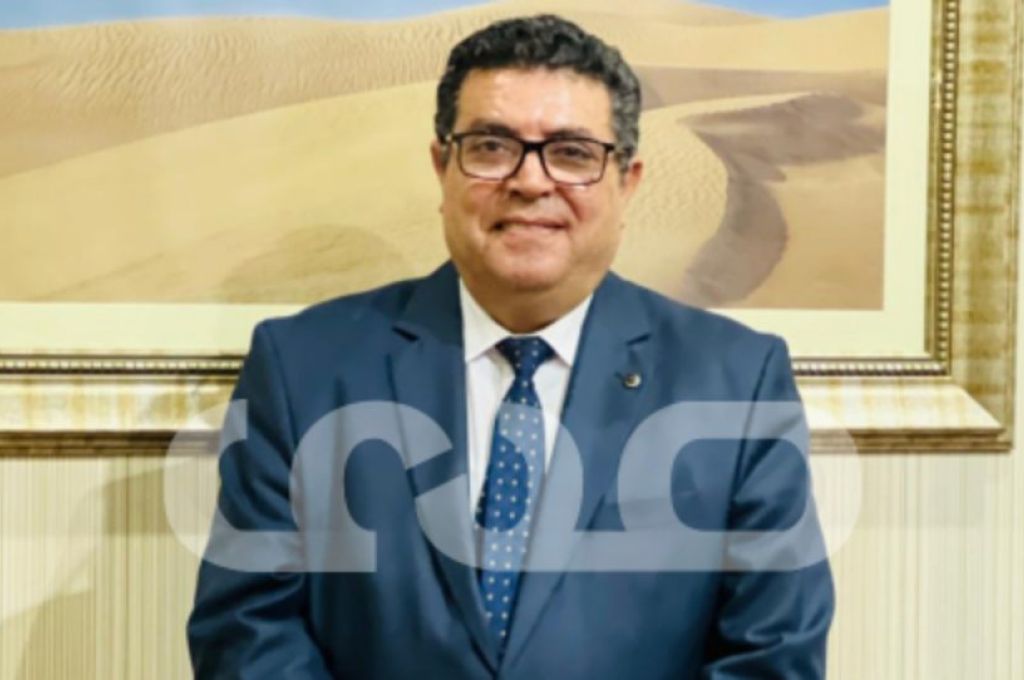 "شكشك" يبحث أعمال صيانة مشروع تنفيذ وتجهيز ملعب طرابلس