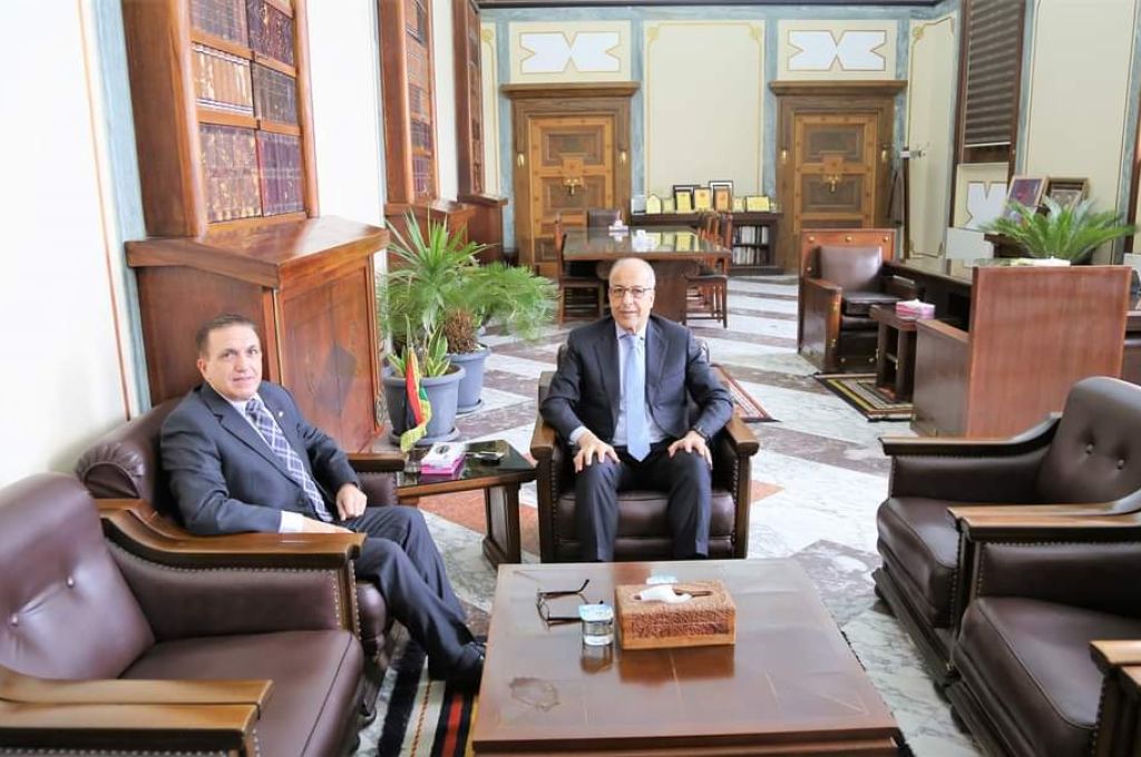 التجارة والتنمية يستنكر قيام الحكومة بنسبها مشروع خاص به .. ويوضح