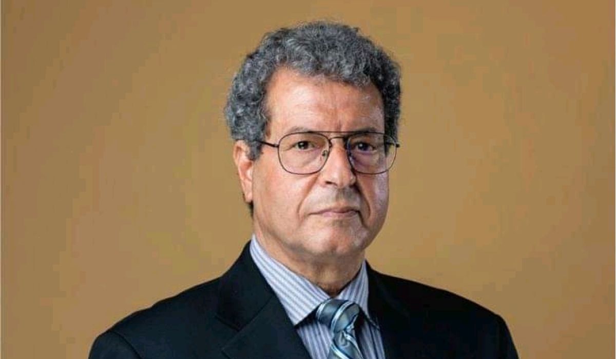 "وزير النفط والغاز" يباشر مهامه بالوزارة