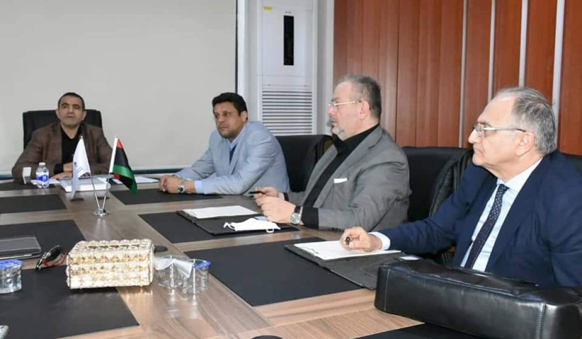 "اللموشي" يبحث العديد من الأمور التي تساهم في الاستثمار والنهوض بالبنية التحتية مع شركة Eris insaat التركية