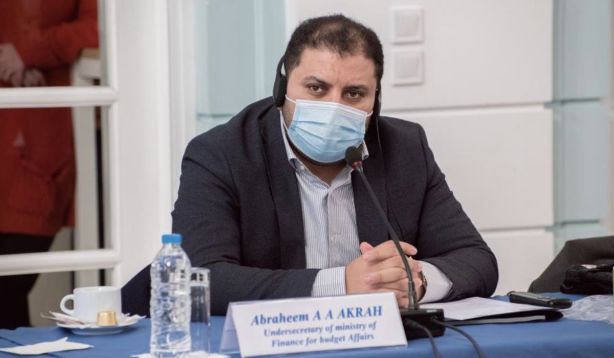 خاص.. وكيل وزارة المالية يفصح لصدى أن ملف الإفراجات المالية قد تم إحالته من وزارة الخدمة المدنية