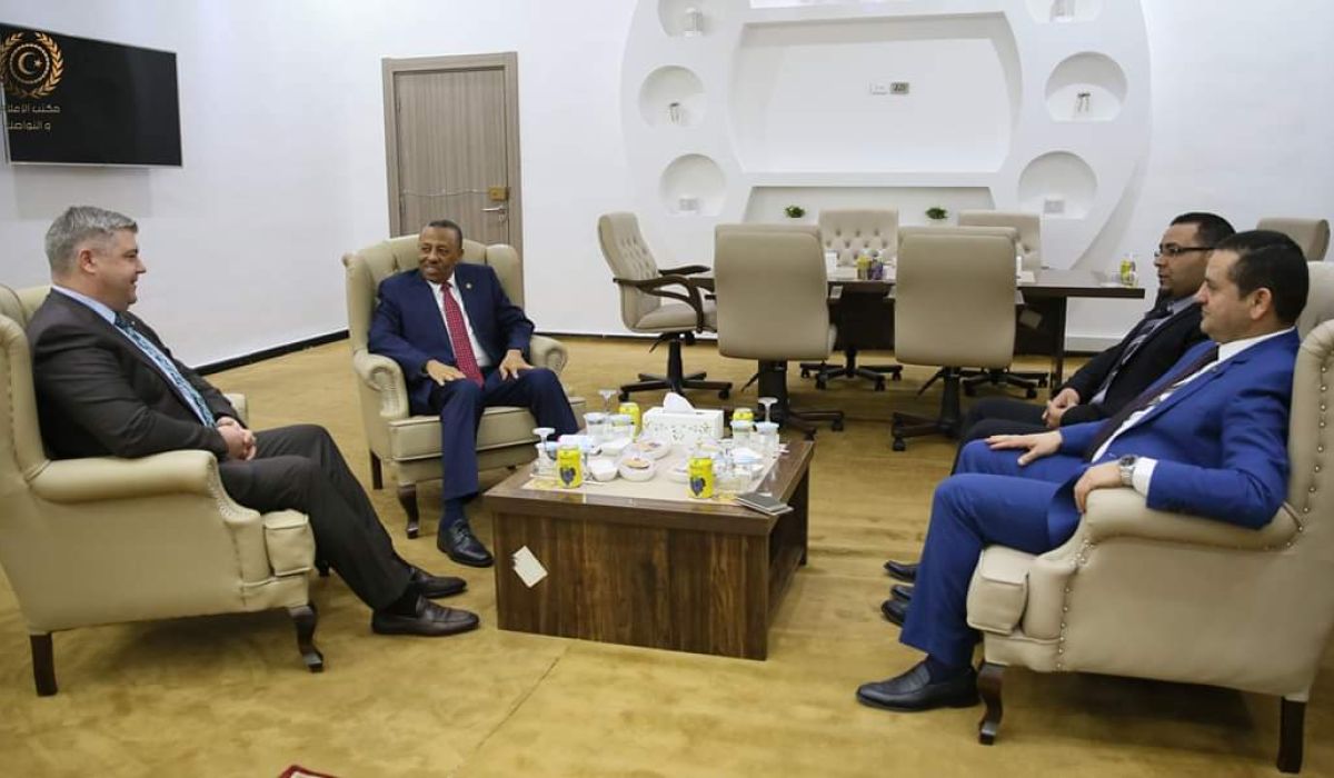 التعاون التجاري بين ليبيا وروسيا محور لقاء الثني مع رئيس مركز الشراكة الدولية والتعاون التجاري الروسي