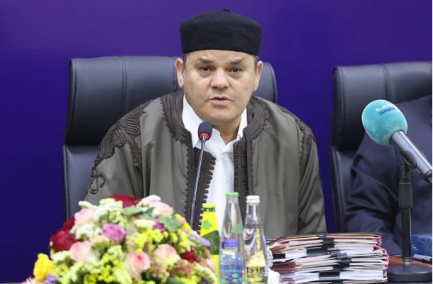 خاص.. فريق السيولة يسلم 30 مليون إلى فروع الوحدة بالمنطقة الغربية والجبل الغربي