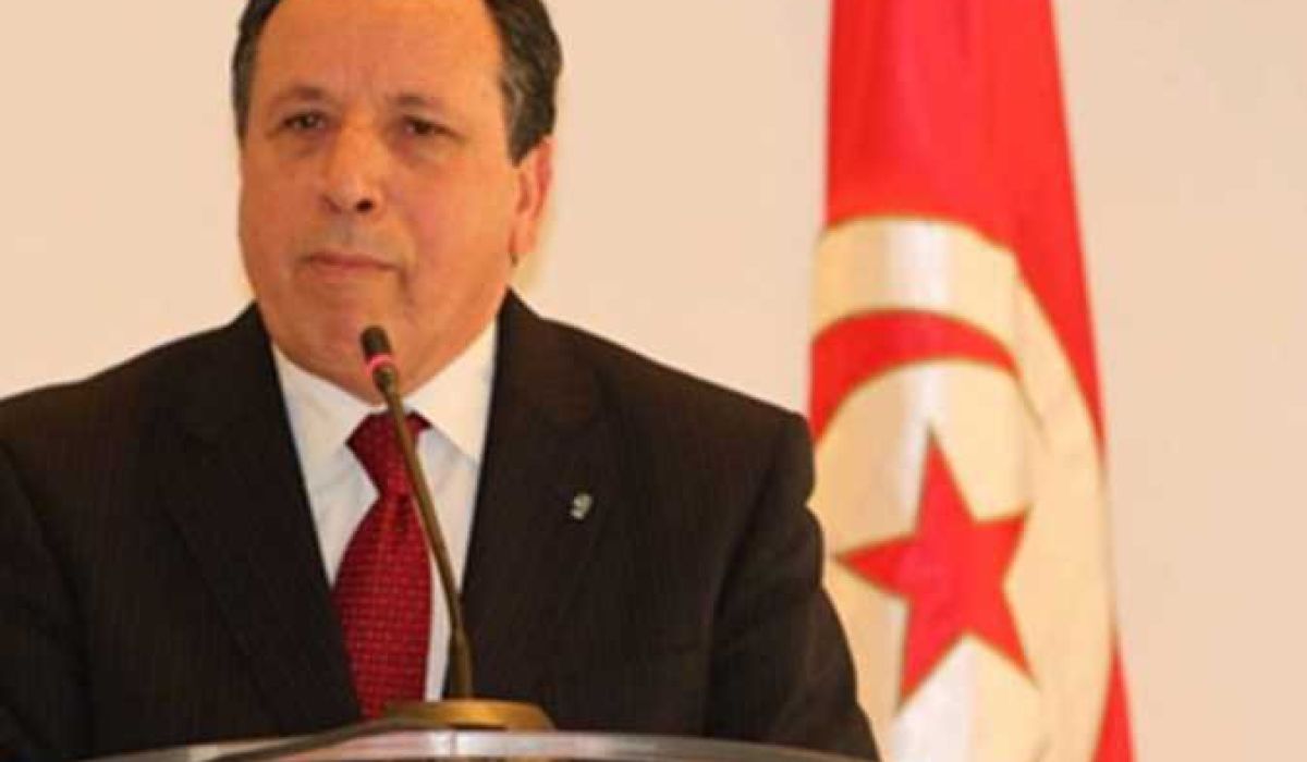 وزير الخارجية التونسي يؤكد عودة الخطوط الجوية التونسية لإستئناف رحلاتها إلى ليبيا قريباً