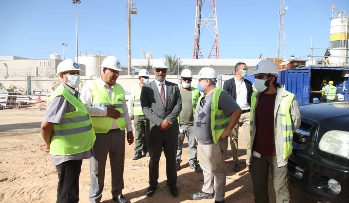 وئام العبدلي يقوم بزيارة لمحطة كهرباء طرابلس الغرب