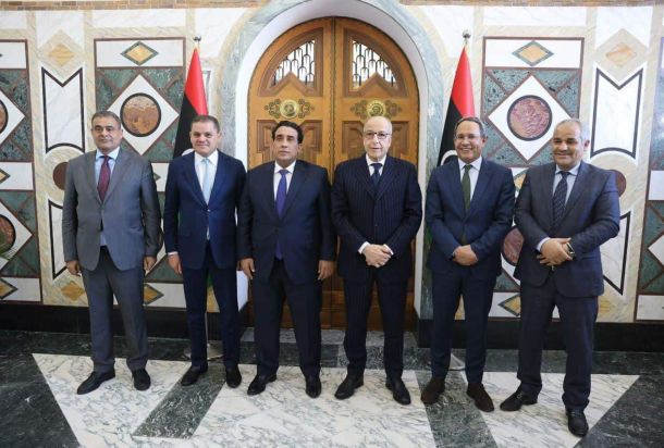 خاص.. "الزنتوتي" لصدى: دعوة ملحة للتفكير في إصدار سندات وصكوك وشهائد إيداع دينارية ودولارية محلية !!