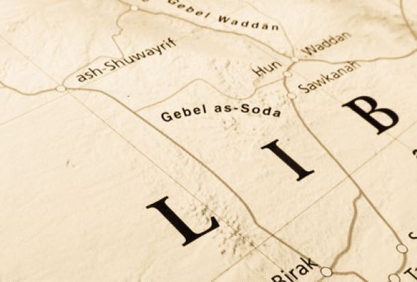 سبوتنك الروسية "ضباط سابقون يعترفون بتقديم رشاوى للحصول على عقود نفطية في ليبيا "