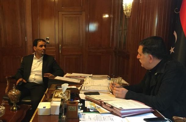 نواب بالبرلمان يطالبون النائب العام بفتح تحقيق في قضايا الفساد
