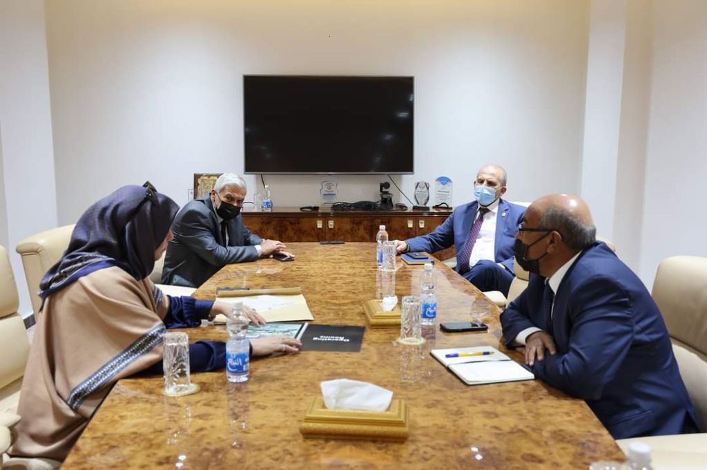تقرير الديوان: السراج يصرف معاملات مالية نحو 1.127 مليون لتوفير وجبات عشاء لأفراد الحراسة .. وتذاكر بمليون لمستشاره
