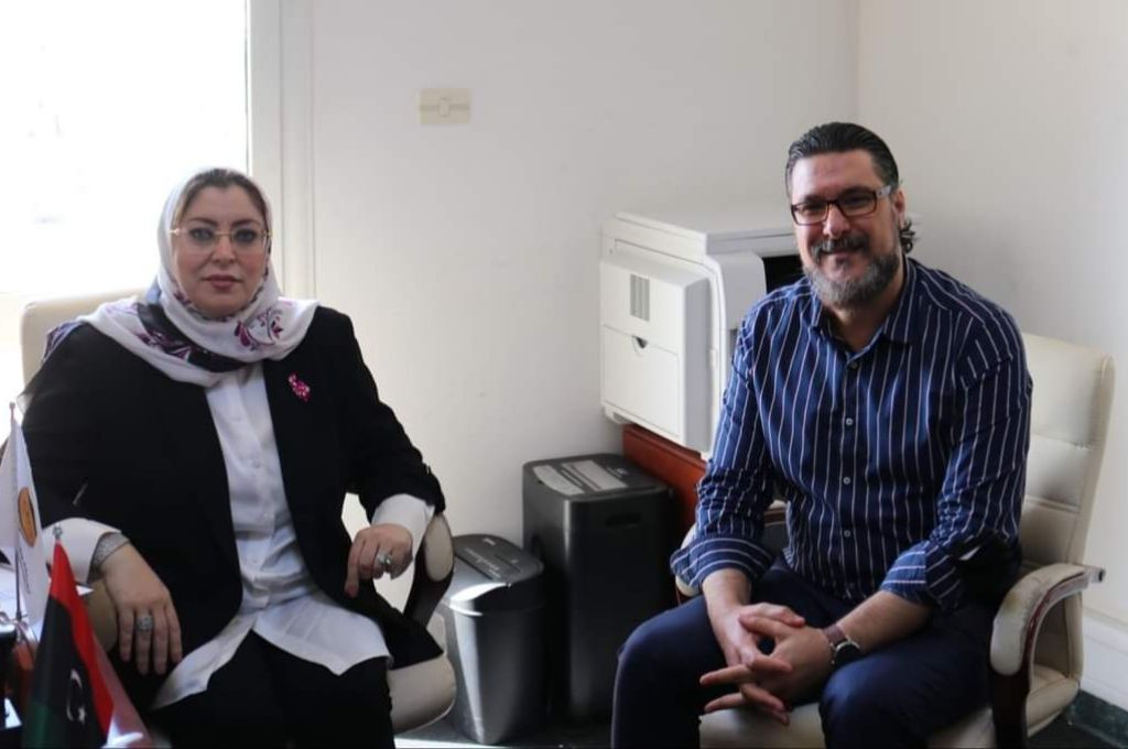سرت لإنتاج وتصنيع النفط تبحث التعاون المشترك مع شركة شلمبرجير