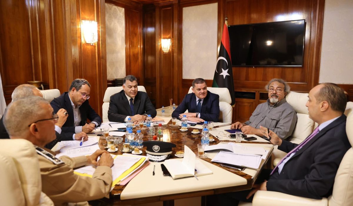 الدبيبة يناقش مع عدد من المسؤولين ملف صعوبات الحاصلين على الرقم الإداري ومصير أبناء الليبية المتزوجة من أجنبي
