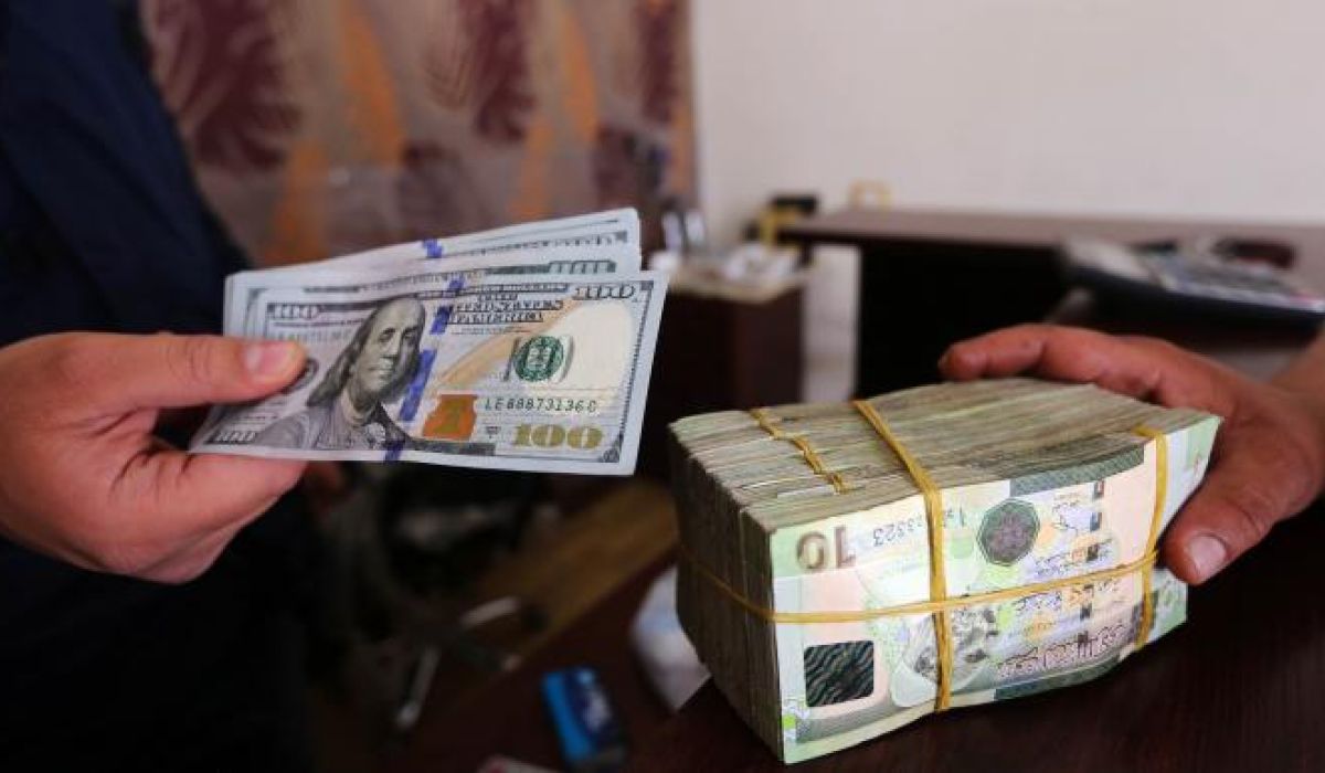 "العربي الجديد" تكشف المخاوف في الشارع الليبي على مصير الدينار