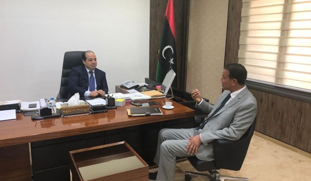 "معيتيق" يناقش كيفية حلحلة مشاكل بلدية نالوت