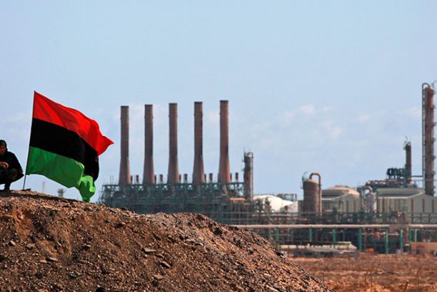 خاص.. رئيس قسم الحسابات الجارية بالتجاري يوضح بخصوص صرف المرتبات