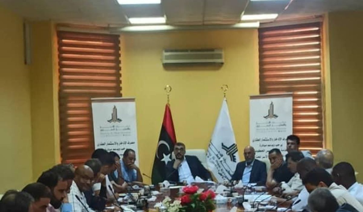 "التومي" يعتزم تسليم الوحدات السكنية في اليوم الوطني لشباب