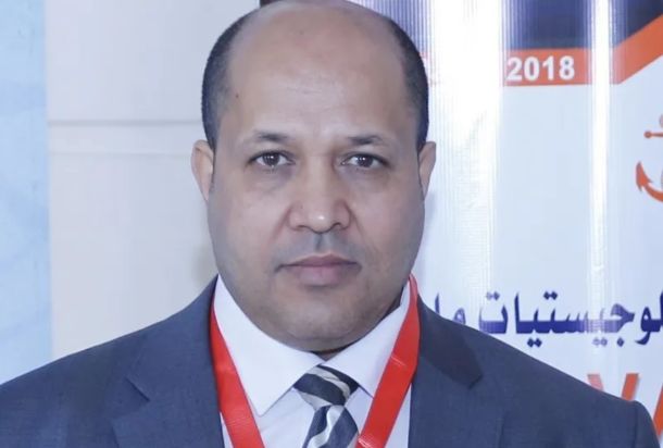 "الزنتوتي": بين تهريب الذهب وتهريب النفط يختنق اقتصاد الوطن