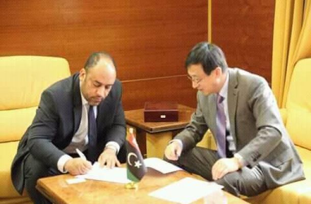 شكشك يناقش مع وزيريْ التعليم والمواصلات المعوقات التي تواجه الطلبة الموفدين لدراسة الطيران بالخارج