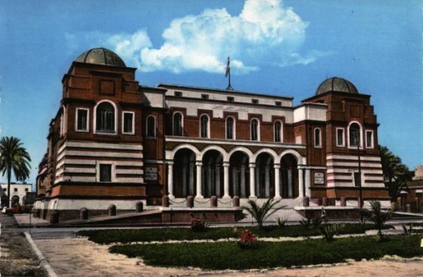 السراج يجتمع مع وزير الاقتصاد بشأن توفير اضاحي العيد  