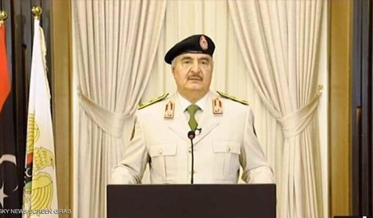 "حفتر" يصدر تعليماته بفتح الموانئ والمنشآت النفطية