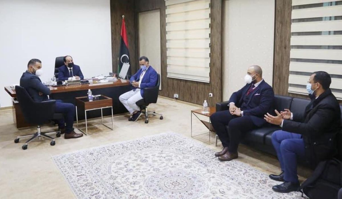 معيتيق يجتمع مع الفريق الطبي الإيطالي لتطوير القطاع الصحي بليبيا