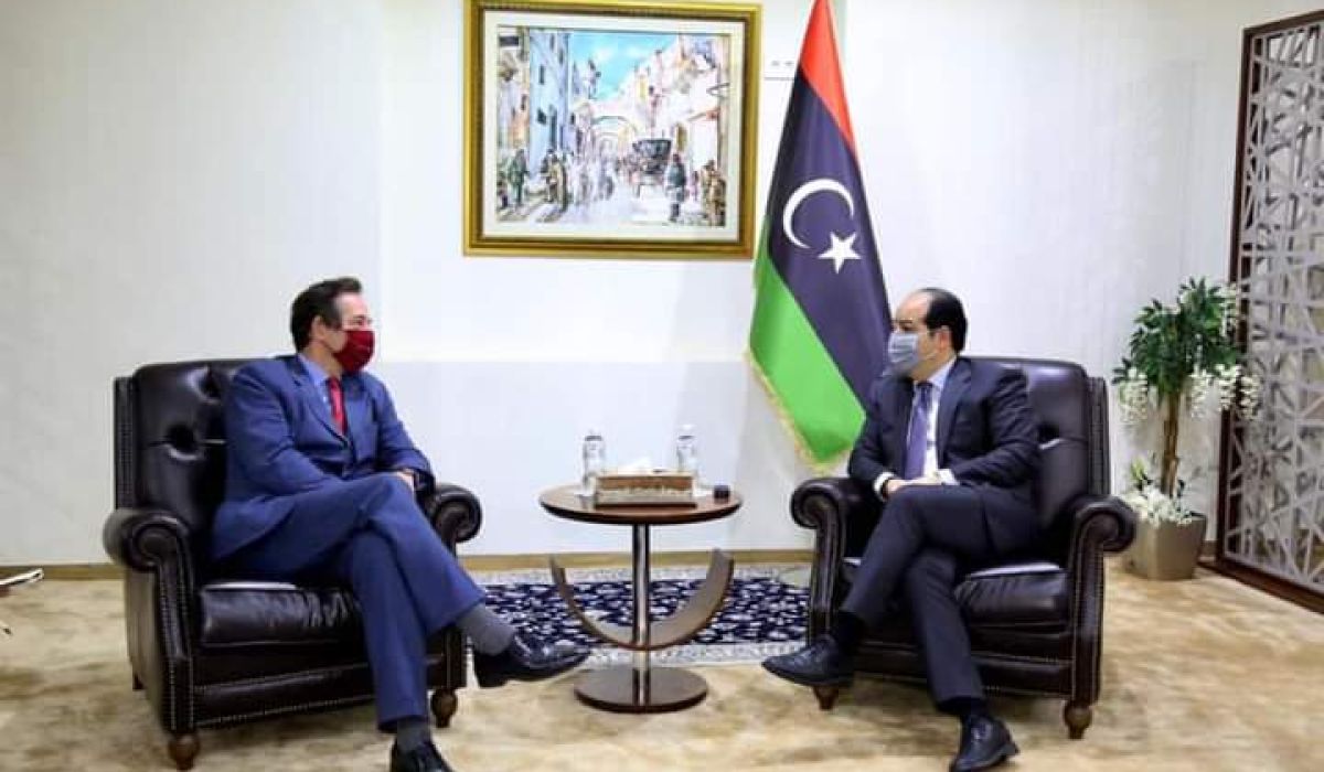 "معيتيق" يؤكد على توحيد سعر الصرف وتوحيد الميزانية ومؤسسات الدولة