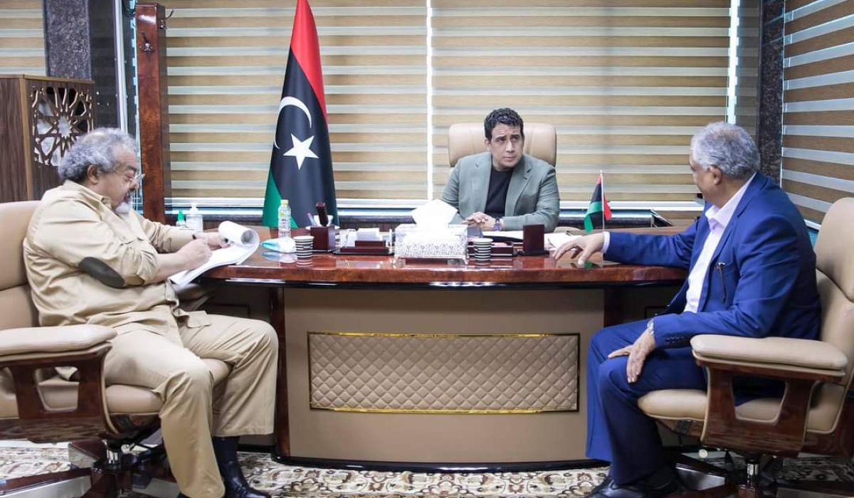 المنفي يبحث ملفات الأمن والصحة والكهرباء مع نائب الحكومة
