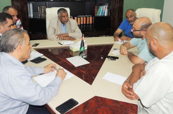 توزيع إسطوانات الغاز بمستودع الهاني النفطي