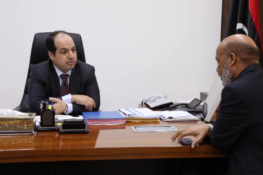 بلدية سرت تخاطب المركزي بشأن شح السيولة بالمدينة منذ ستة أشهر