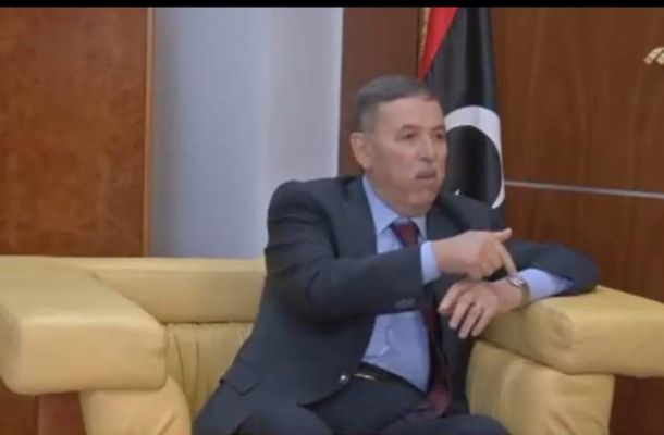 محمد أسماعيل : نحن في صدد تشكيل لجنة لمتابعة القرار 831 ، ويحمل وزارة العمل مسؤولية فائض الملاك الوظيفي