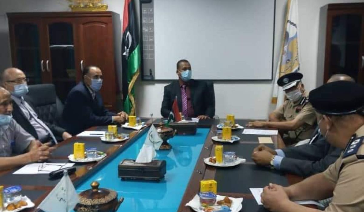 داخلية الوفاق تبحث العراقيل التي تواجه عمل المنافذ البحرية