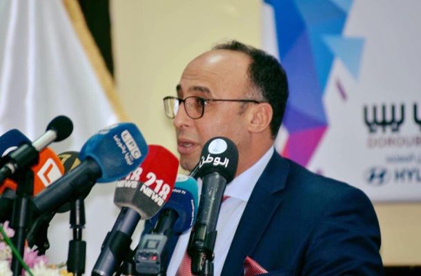 معيتيق والمجبري يناقشان مع وزير التعليم المشاكل المالية للطلبة الدارسين في الخارج