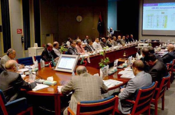 الإنتهاء من شحن محول الوحدة الثالثة بمحطة كهرباء أوباري الغازية