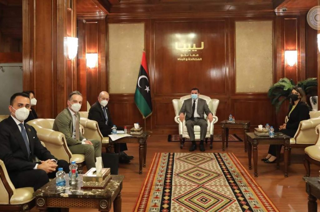 بعد عودته من جمهورية مصر العربية .. المنفي يلتقي بعمداء بلديات المنطقة الشرقية